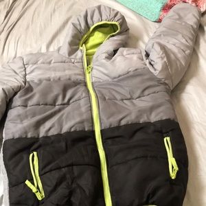 Boys snow winter jacket. Used ONCE! Size 18